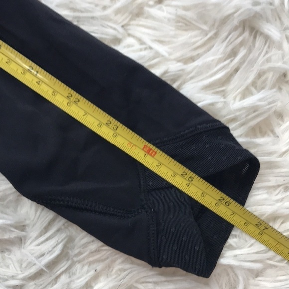 Lululemon Sole Training 7/8 Tight Black - Picture 4 of 8